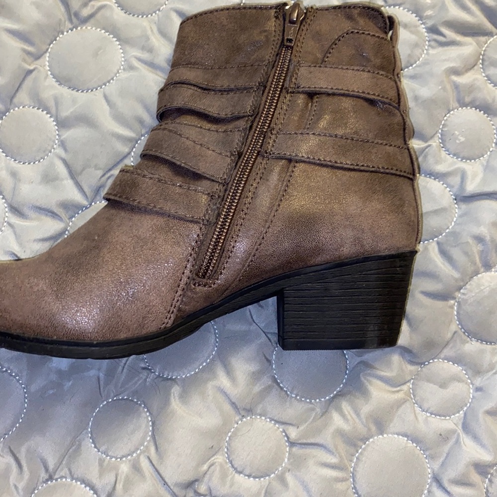 American Rag boots - Picture 3 of 5